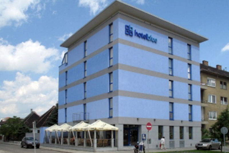 Hotel Blue